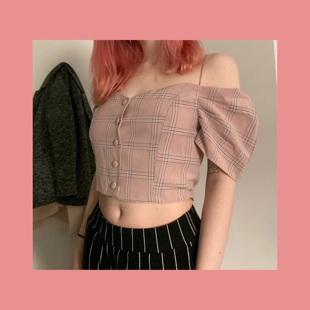 NWT pink plaid short-sleeve button-up